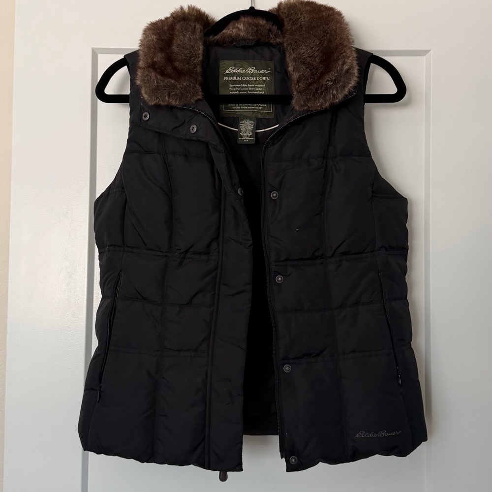 Eddie Bauer Women’s Premium Goose Down Puffer Vest With Faux Fur Collar